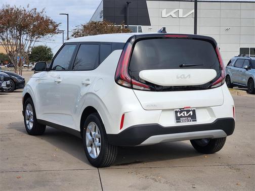 2025 Kia Soul LX