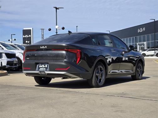 2026 Kia K4 