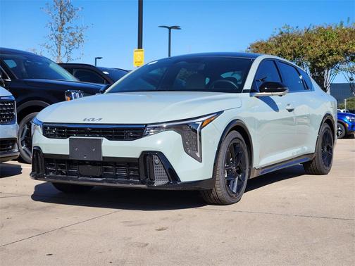 2025 Kia K4 GT-Line Turbo