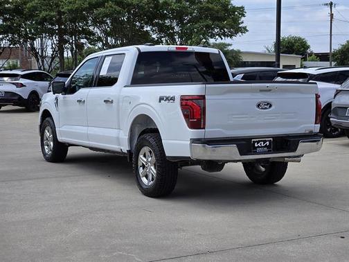 Oxford White 2025 Ford F-150 Lariat