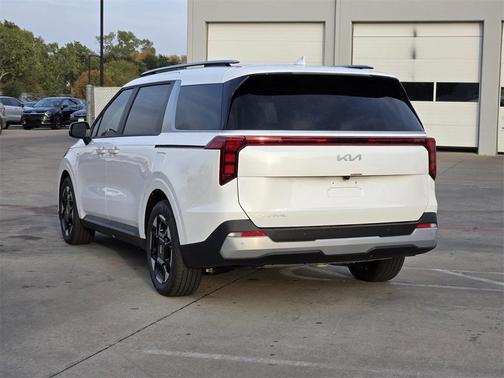 2026 Kia Carnival EX