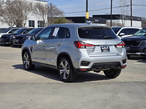 2024 Mitsubishi Outlander Sport 2.0 ES