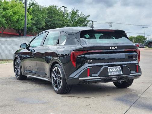 Aurora Black Pearl 2026 Kia K4 GT-LINE