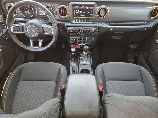 Black Clearcoat 2023 Jeep Gladiator Mojave