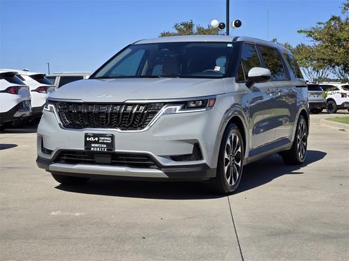 2024 Kia Carnival EX