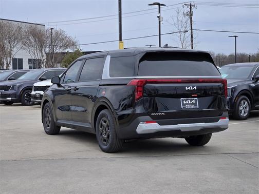 2026 Kia Carnival LXS