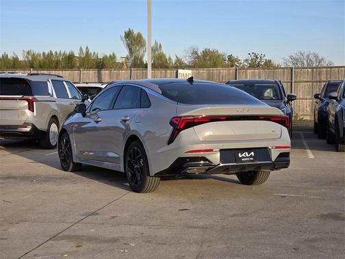 2026 Kia K5 GT-Line