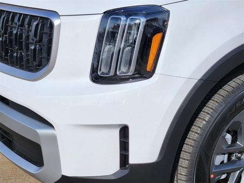 2025 Kia Telluride LX
