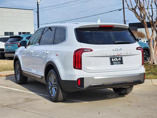 2025 Kia Telluride LX