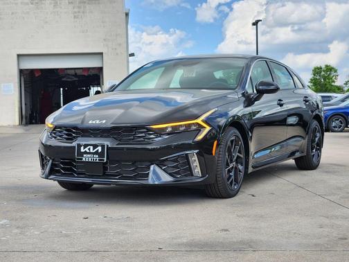 Aurora Black Pearl 2026 Kia K5 GT-Line