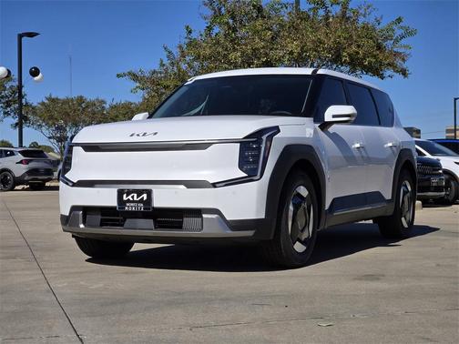 2026 Kia EV9 Light Long Range
