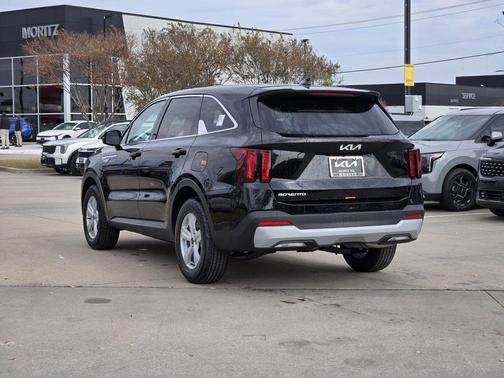 2026 Kia Sorento LX