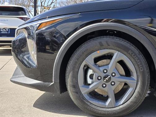 Aurora Black Pearl 2026 Kia K4 LXS