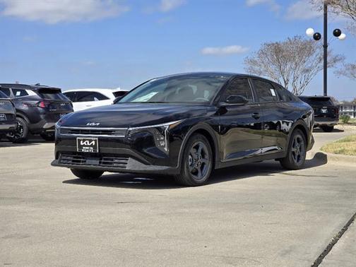 Aurora Black Pearl 2026 Kia K4 LXS