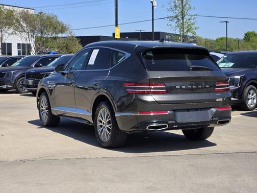 Metallic 2024 Genesis GV80 2.5T