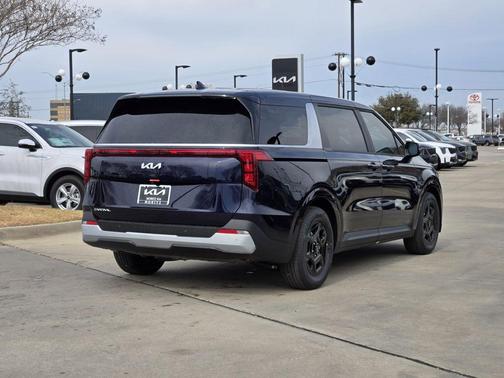 2026 Kia Carnival LXS