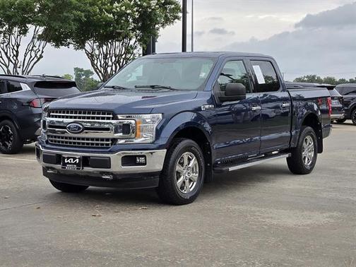 Blue 2018 Ford F-150 XLT