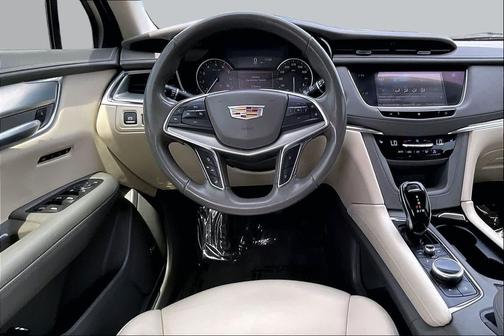 Garnet Metallic 2020 Cadillac XT5 Premium Luxury