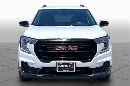 Summit White 2023 GMC Terrain SLE