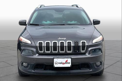 Granite Crystal Metallic Clearcoat 2014 Jeep Cherokee Latitude
