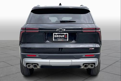 Mosaic Black Metallic 2026 Chevrolet Traverse AWD Z71