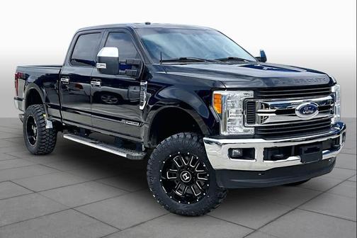 Shadow Black 2017 Ford F-250 XLT
