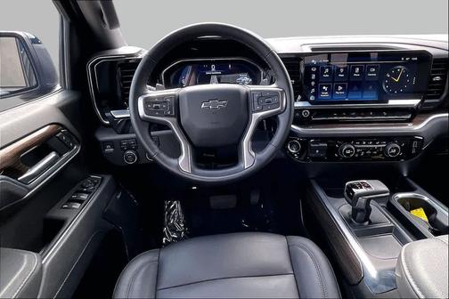 Cypress Gray 2025 Chevrolet Silverado 1500 LT Trail Boss