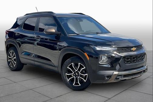 Mosaic Black Metallic 2022 Chevrolet Trailblazer ACTIV