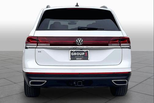 Pure White 2024 Volkswagen Atlas 2.0T SE w/Technology