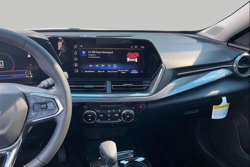 Cacti Green 2026 Chevrolet Trax FWD ACTIV