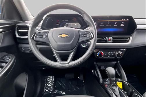 Mosaic Black Metallic 2025 Chevrolet Trailblazer LT