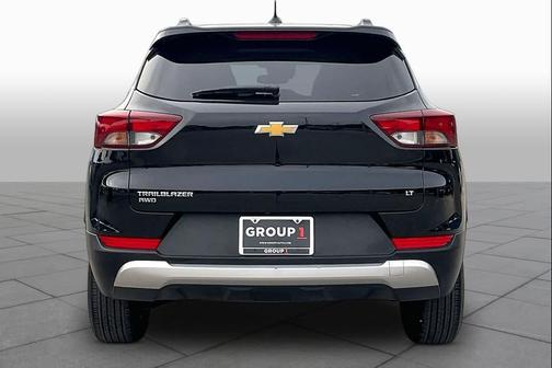 Mosaic Black Metallic 2025 Chevrolet Trailblazer LT
