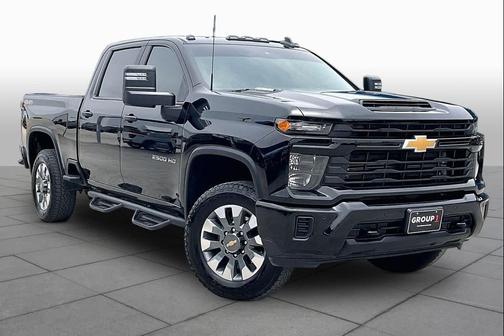 Black 2025 Chevrolet Silverado 2500 Custom