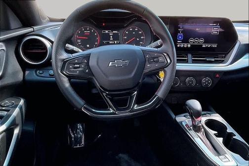 Sterling Gray Metallic 2024 Chevrolet Trax FWD 1RS