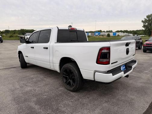 Bright White Clearcoat 2023 RAM 1500 Big Horn