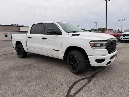Bright White Clearcoat 2023 RAM 1500 Big Horn