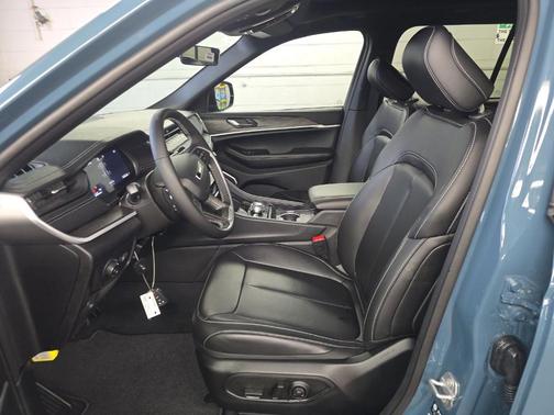 Steel Blue 2026 Jeep Grand Cherokee Limited
