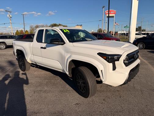 2024 Toyota Tacoma SR