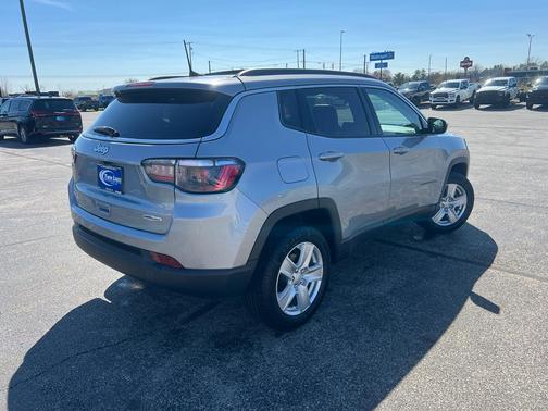 Billet Silver Metallic Clearcoat 2022 Jeep Compass Latitude