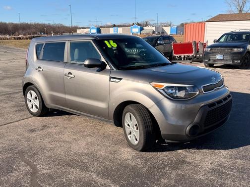 2016 Kia Soul Base