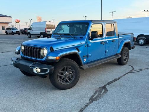 2024 Jeep Gladiator Sport