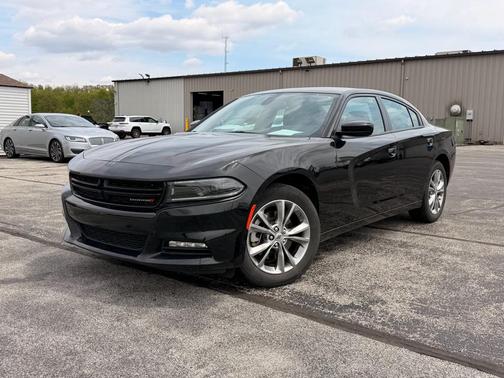 Pitch Black Clearcoat 2023 Dodge Charger SXT