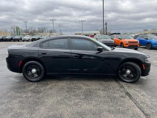 Pitch Black Clearcoat 2018 Dodge Charger Police