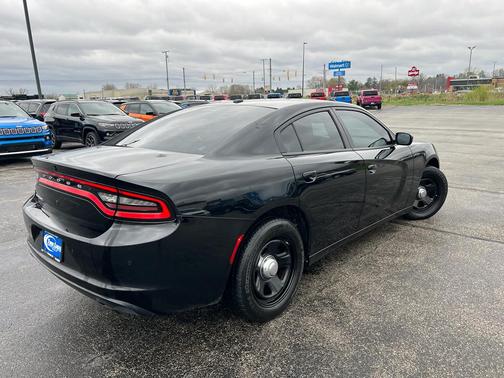 Pitch Black Clearcoat 2018 Dodge Charger Police