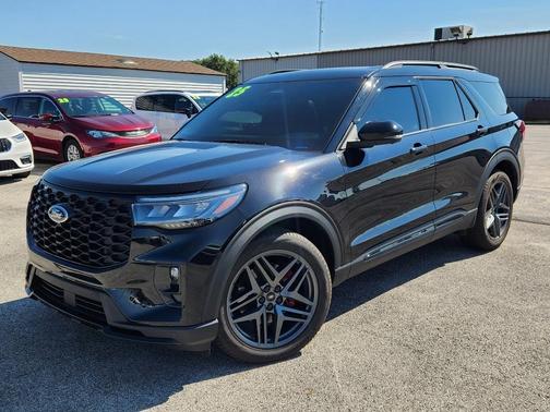 Agate Black Metallic 2025 Ford Explorer ST