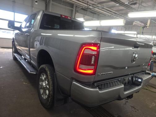 Billet Silver Metallic Clearcoat 2024 RAM 2500 Laramie
