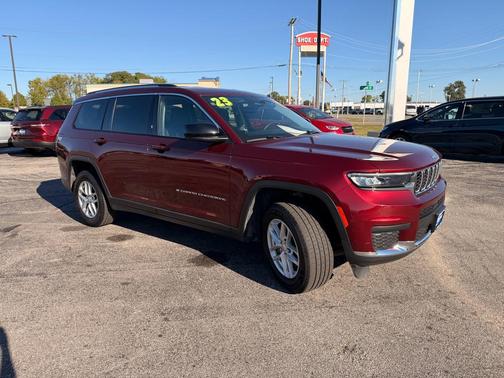 2023 Jeep Grand Cherokee L Laredo