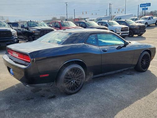 2014 Dodge Challenger SXT