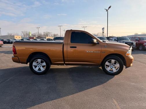2012 RAM 1500 ST