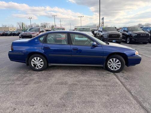 2005 Chevrolet Impala Base